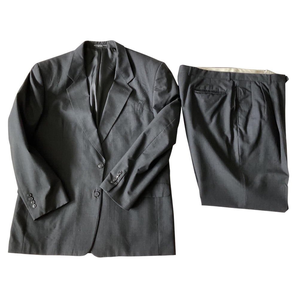 Jones New York Foley's Mens Charcoal Grey 2-Piece Suit‎ Wool Pleated 44R 40W 31L